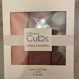 Brand New 100% cotton Comfy Cubs Swaddles